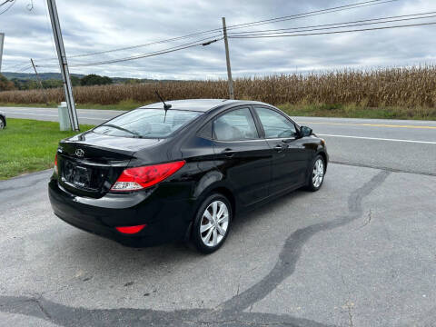 2012 Hyundai Accent GLS