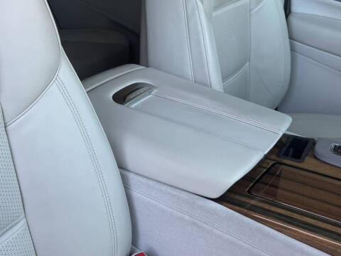 2022 Cadillac Escalade Sport Platinum