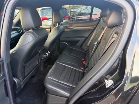 2018 Alfa Romeo Stelvio Ti Sport