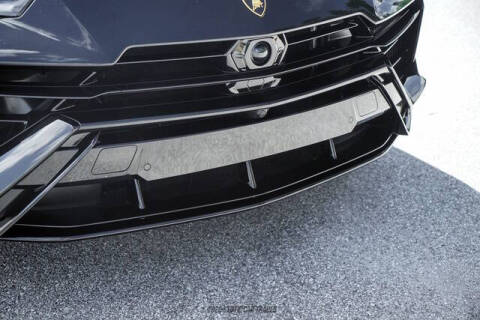 2024 Lamborghini Urus S