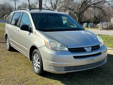 2005 Toyota Sienna for sale at Texas Select Autos LLC in Mckinney TX