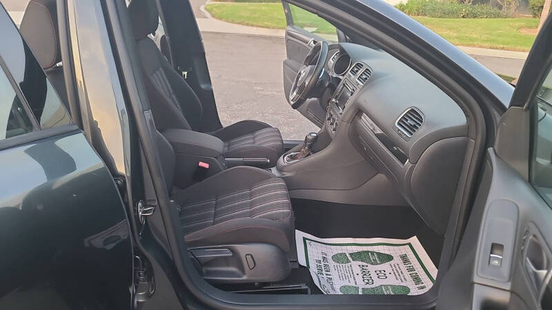 2011 Volkswagen GTI Base PZEV