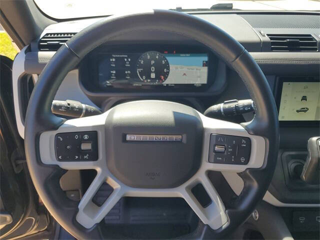 2024 Land Rover Defender 90 P300 S