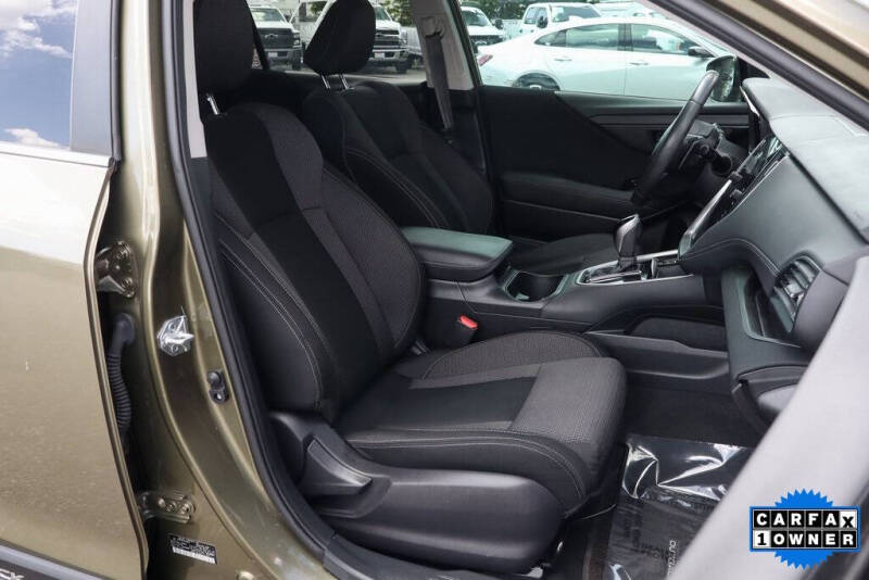 2023 Subaru Outback Premium