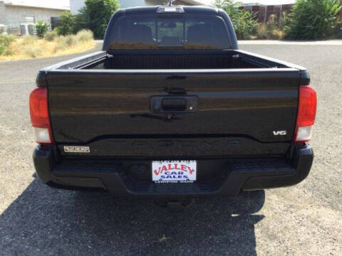 2017 Toyota Tacoma TRD Sport