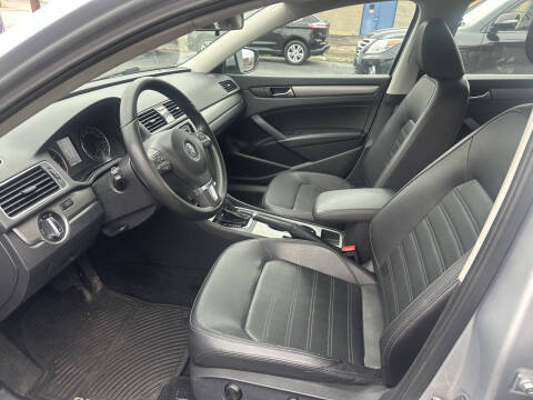 2015 Volkswagen Passat 1.8T SE