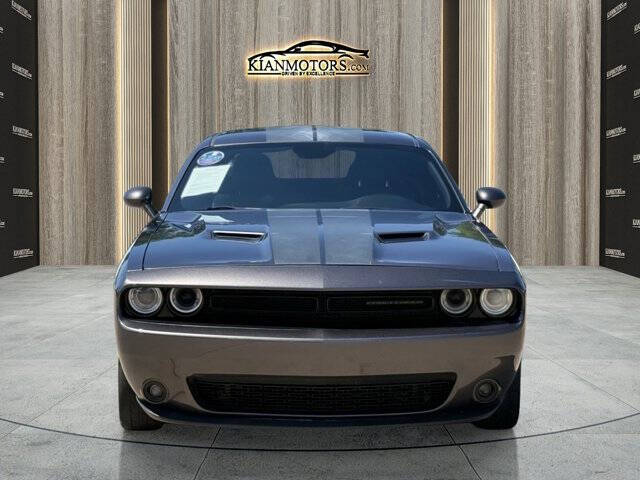 2016 Dodge Challenger SXT