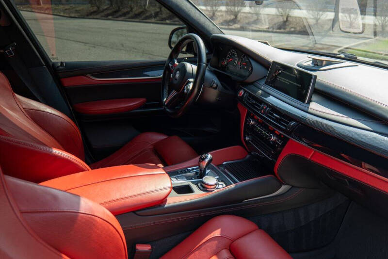 2016 BMW X5 M