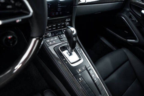 2025 Porsche 718 Cayman