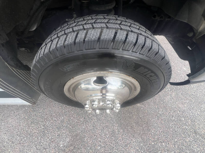 2013 Forest River SUNSEEKER 3050S