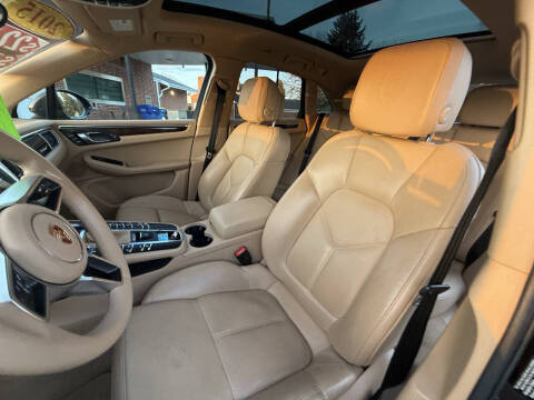 2015 Porsche Macan S