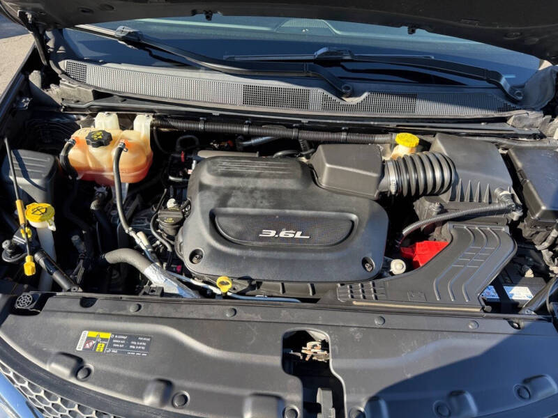 2017 Chrysler Pacifica Touring-L Plus