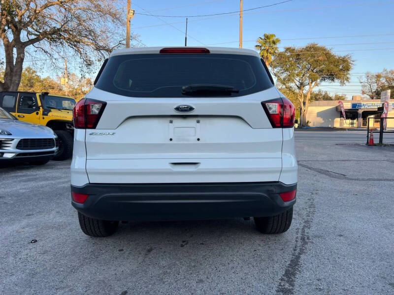 2019 Ford Escape S