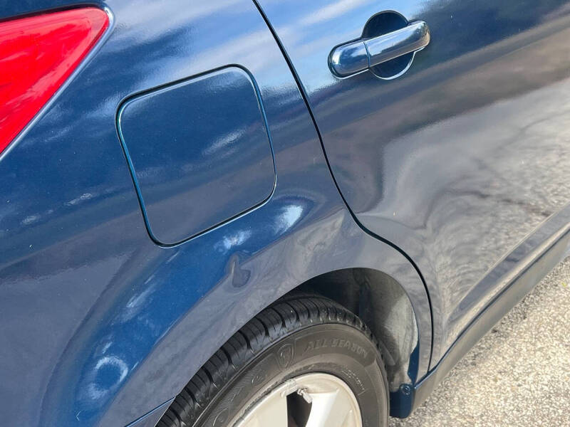 2007 Nissan Versa 1.8 SL