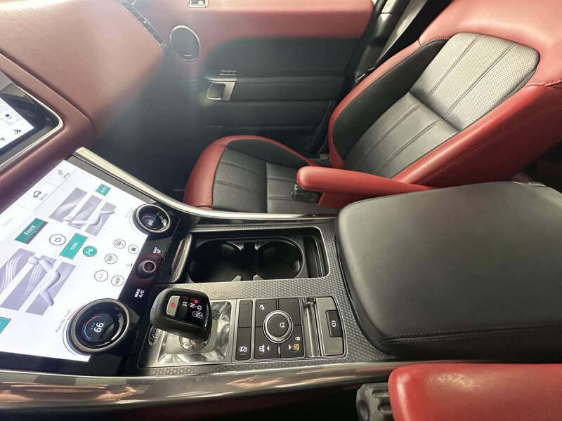 2020 Land Rover Range Rover Sport HST