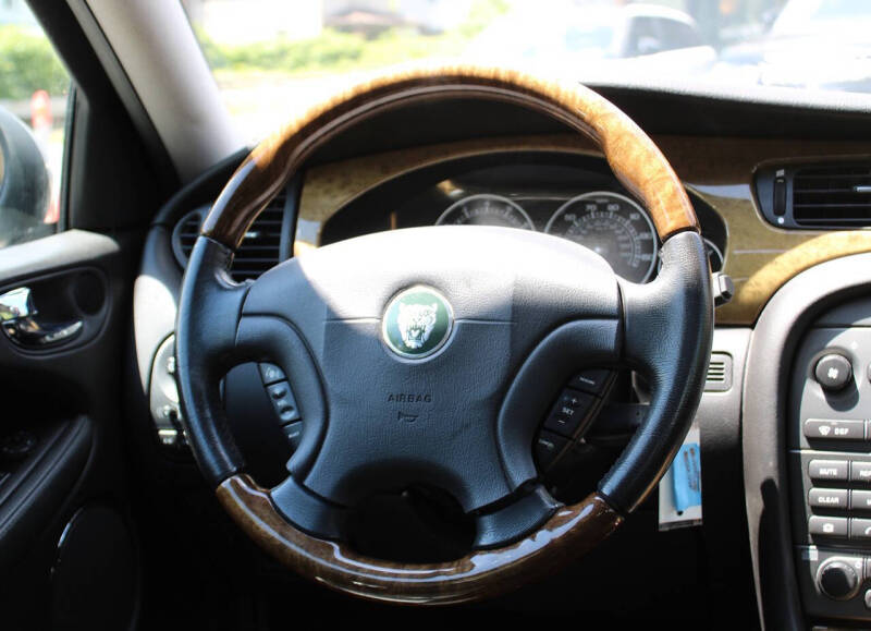 2004 Jaguar X-Type 3.0