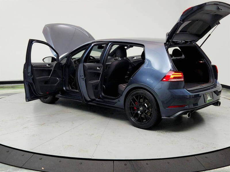 2019 Volkswagen Golf GTI SE