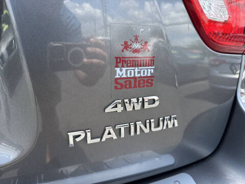 2017 Nissan Pathfinder Platinum