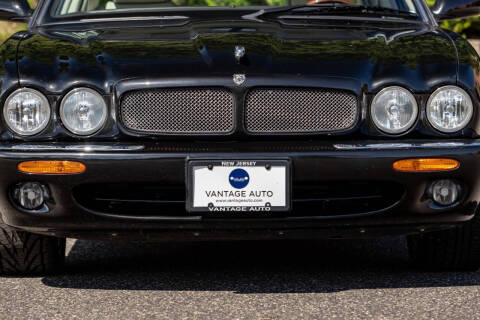 2000 Jaguar XJR