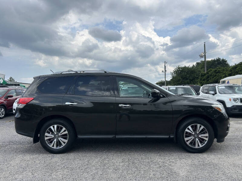 2016 Nissan Pathfinder S