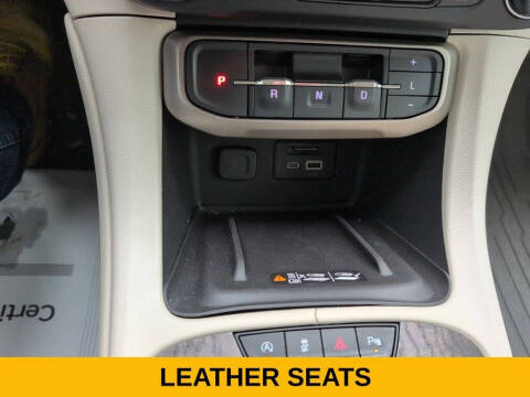 2023 GMC Acadia Denali