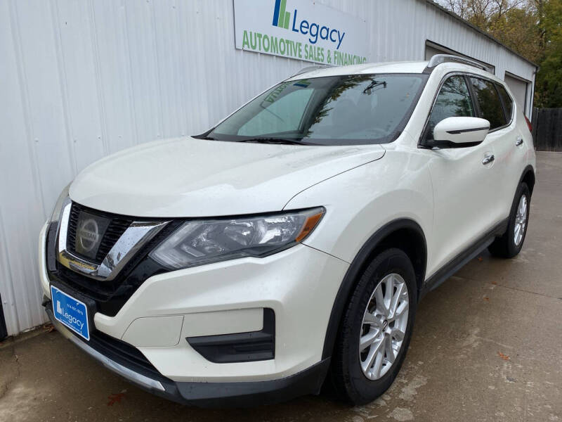 2017 Nissan Rogue SV's photo