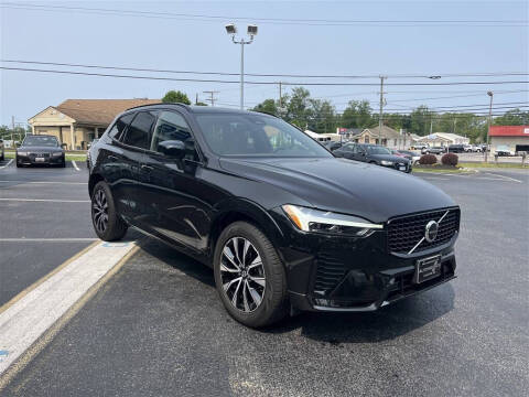 2023 Volvo XC60 B5 Plus Dark Theme