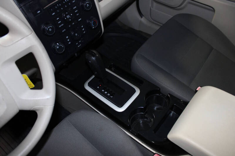 2011 Ford Escape XLS