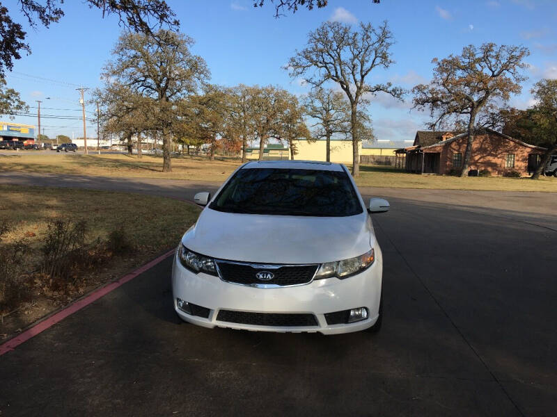 2012 Kia Forte for sale at RP AUTO SALES & LEASING in Arlington TX