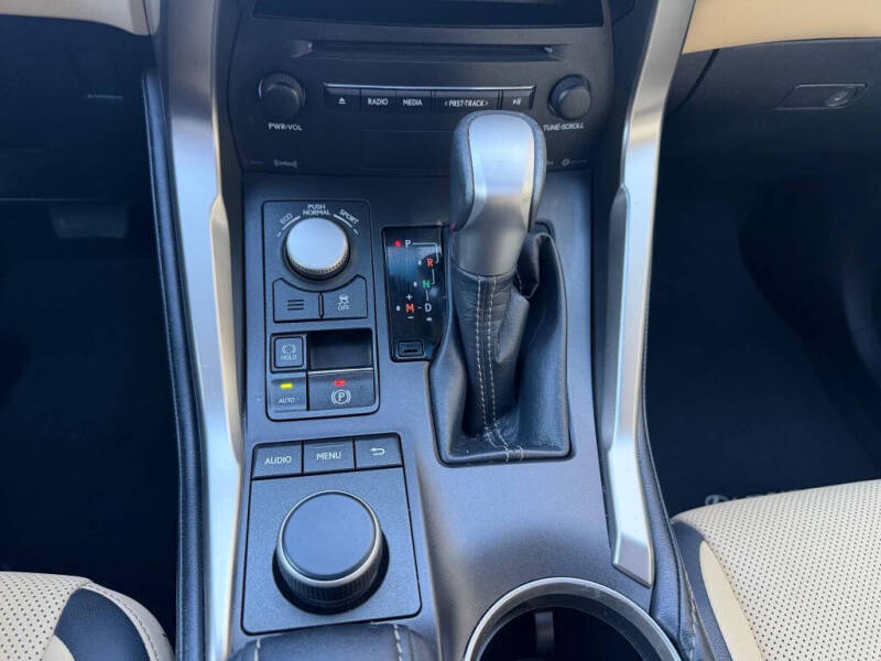 2017 Lexus NX 200t