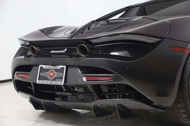 2022 McLaren 720S Spider Performance