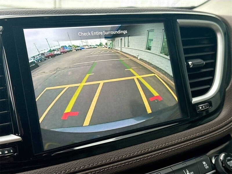 2021 Chrysler Pacifica Touring L