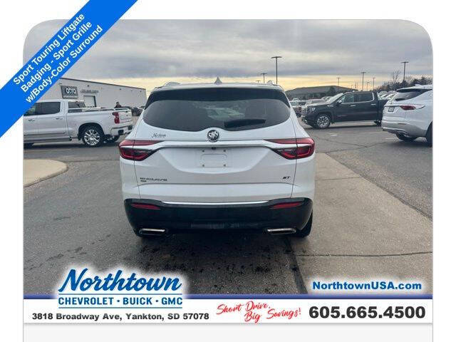 2021 Buick Enclave Essence