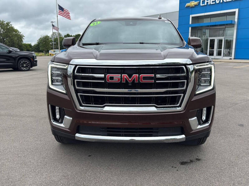2023 GMC Yukon XL SLT