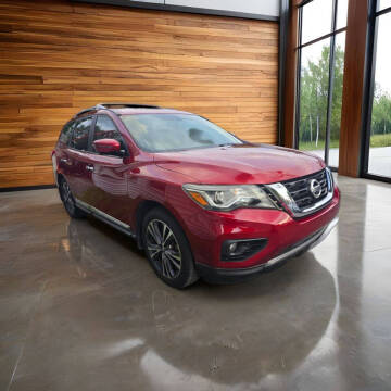 2017 Nissan Pathfinder Platinum