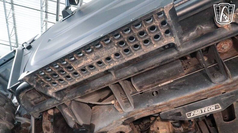 2003 HUMMER H2