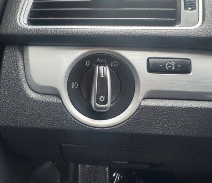 2013 Volkswagen Passat TDI SE