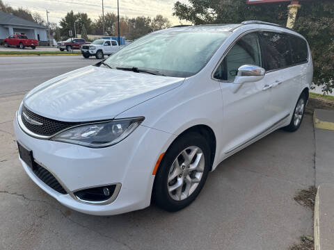 2020 Chrysler Pacifica for sale at Mustards Used Cars in Central City NE