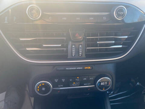 2020 Ford Escape SE