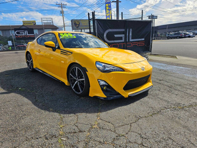 2015 Scion FR-S Base's photo