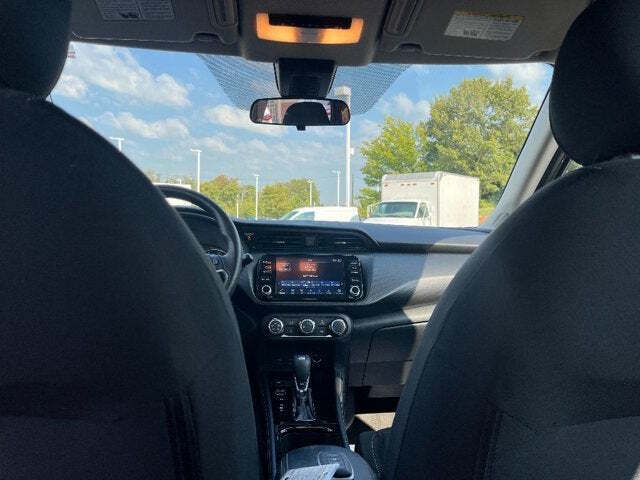 2023 Nissan Kicks 29