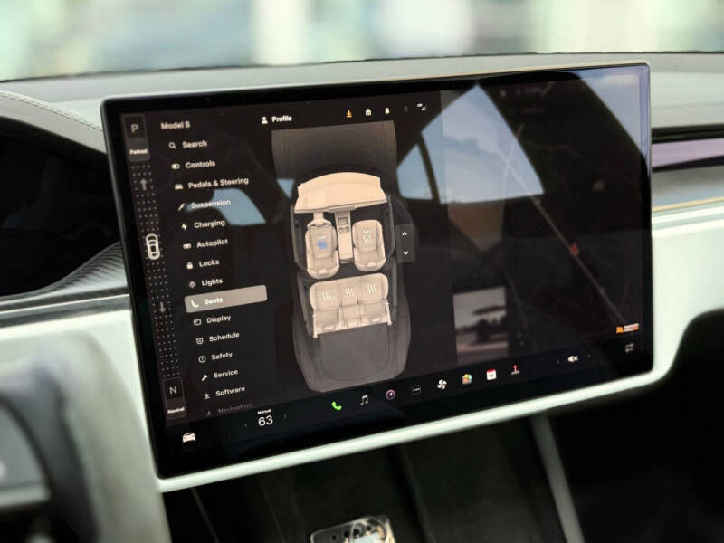 2022 Tesla Model S Plaid