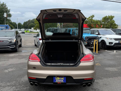 2016 Porsche Panamera S E-Hybrid