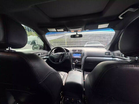 2017 Ford Explorer Sport