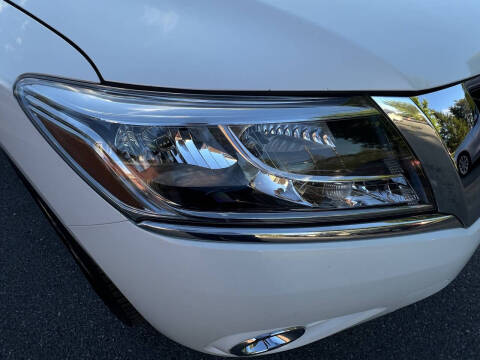 2014 Nissan Pathfinder Platinum