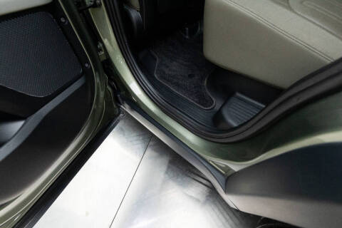 2021 Land Rover Defender 110 SE