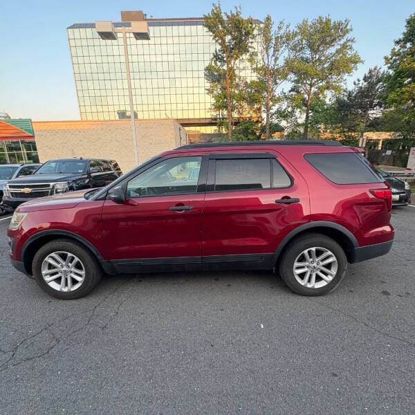 2016 Ford Explorer