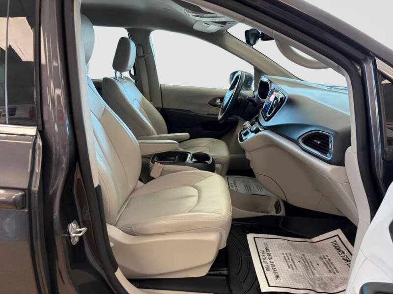 2017 Chrysler Pacifica