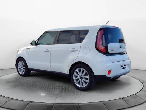 2019 Kia Soul +