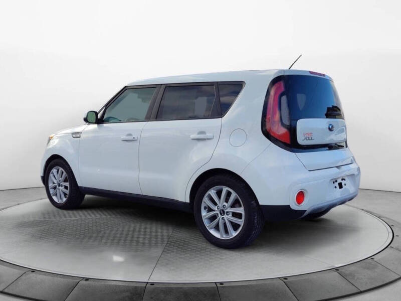 2019 Kia Soul +